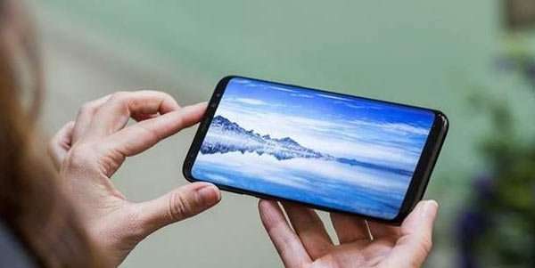 Експерти порівняли Samsung Galaxy S8 і iPhone 7 Plus