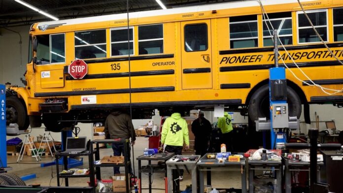 0e951298-f3d5-4d33-b615-b411decc286b