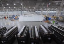 Crusoe Масштабно Інвестує у Довгострокове Накопичення Енергії