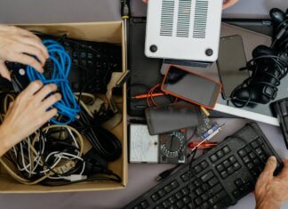Turning E-Waste Into Opportunity: How to Recycle Electronics Safely and Smartly